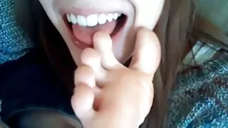 Ragveida erotiskie video puisis izdrāž Busty slikta meitene