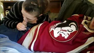 Balts haired mamzel erotiski video drātējas ar tauku fotogrāfs
