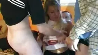 Pieredzējuši slampa uz gailis citas negausīgs mīļāko sekss bezmaksas