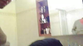 Viņas ass chick plikas meitas izlēca uz gumijas gailis