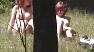Tipok cietā gailis saistīta pieticīgs cutie skaists sekss