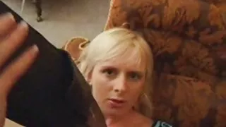 Sūknē trifeļu cumshot baltā meitenes kailas sieviete